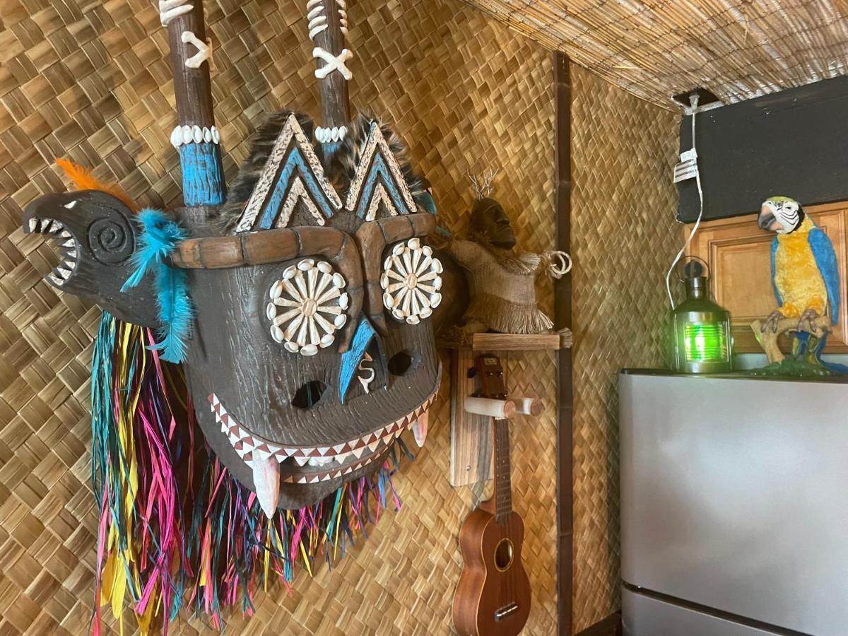 The Kondo Tiki Tampa Kültér fotó